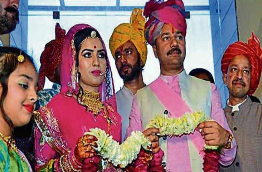 फूलन देवी के हत्यारे ने ठुकरा दिए थे दहेज के 10 करोड़ रुपए, जेल से बाहर आया तो विधायक की बेटी से की शादी
