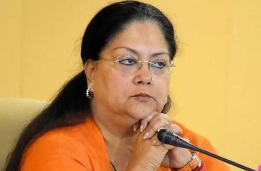 पूर्व सीएम को नहीं मिलेगें फ्री बंगले सुविधाएं,सुप्रीम कोर्ट ने रखा हाईकोर्ट का आदेश बहाल पूर्व सीएम को नहीं मिलेगें फ्री बंगले सुविधाएं,सुप्रीम कोर्ट ने रखा हाईकोर्ट का आदेश बहाल