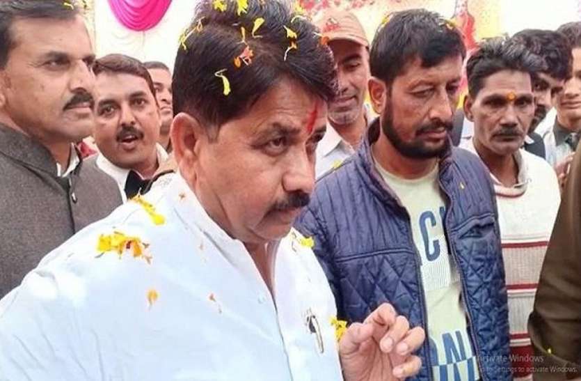 अब विजयवर्गीय की गिरफ्तारी के सवाल को टाल रहे हैं गृह मंत्री बच्चन अब विजयवर्गीय की गिरफ्तारी के सवाल को टाल रहे हैं गृह मंत्री बच्चन