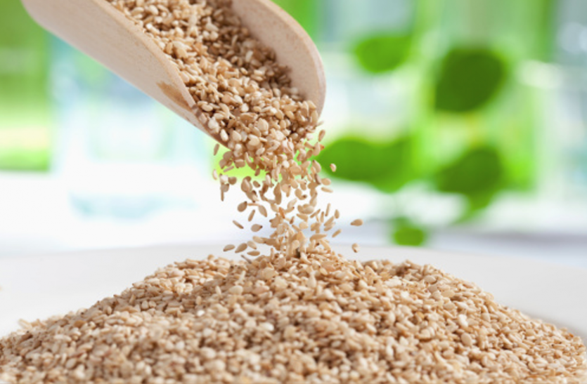 Sesame Benefits: बहुत गुणकारी हाेता है तिल, सेहत काे हाेते हैं ये फायदे Sesame Benefits: बहुत गुणकारी हाेता है तिल, सेहत काे हाेते हैं ये फायदे