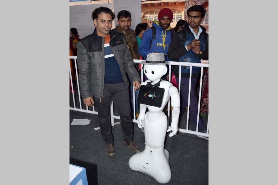 humanoid robot showcased at hastshilp mela in jodhpur