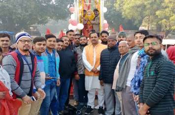 Swami Vivekanad come in village bannaa tundla firozabad Swami Vivekanad Birthday Special: भारत भ्रमण के दौरान सात दिनों तक यहां रुके स्वामी विवेकानंद, देखें वीडियो