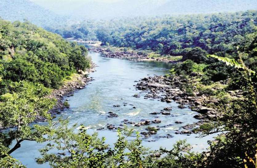 महादयी पर राजनेता किसानों को कर रहे भ्रमित महादयी पर राजनेता किसानों को कर रहे भ्रमित