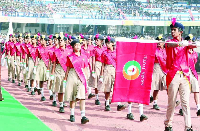 परिवहन नियमों का पालन हो तो कम होंगे सड़क हादसे: मुख्यमंत्री परिवहन नियमों का पालन हो तो कम होंगे सड़क हादसे: मुख्यमंत्री