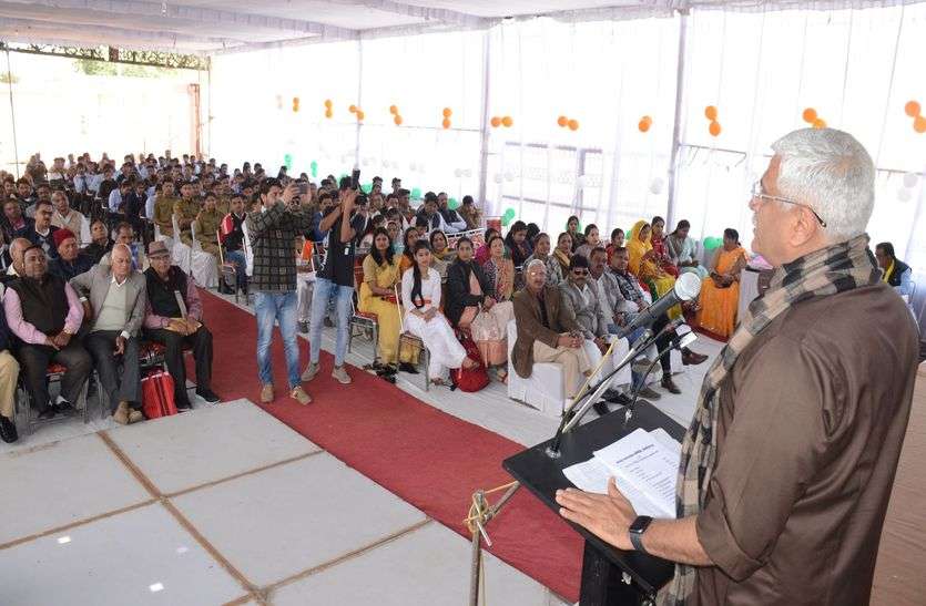 आतंकवाद को किसने बताया विकृत मानसिकता का परिचायक आतंकवाद को किसने बताया विकृत मानसिकता का परिचायक