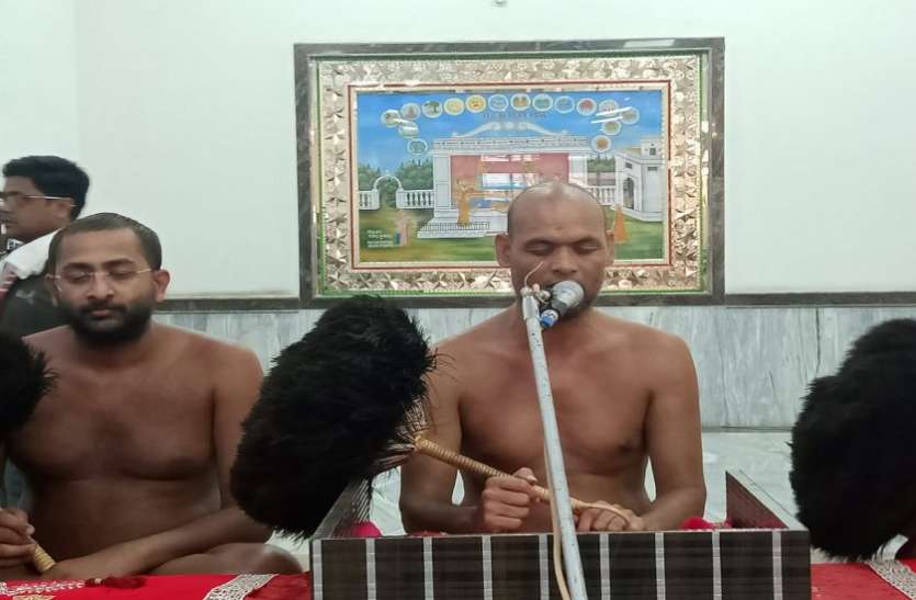 ऊंची आवाज में छोटी बात विवाद का जड़, ऊंची बात कहोगे तो बढ़ेगा मान ऊंची आवाज में छोटी बात विवाद का जड़, ऊंची बात कहोगे तो बढ़ेगा मान