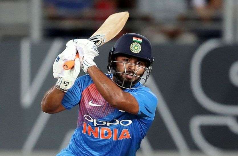 Rishabh Pant ऋषभ पंत चोटिल होकर मुंबई के पहले वनडे मैच से बाहर, केएल राहुल ने संभाली कीपिंग की जिम्मेदारी