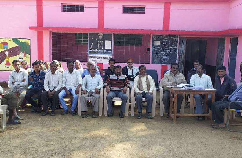 जराहमोहगांव में परीक्षा परिणाम को लेकर हुई चर्चा जराहमोहगांव में परीक्षा परिणाम को लेकर हुई चर्चा