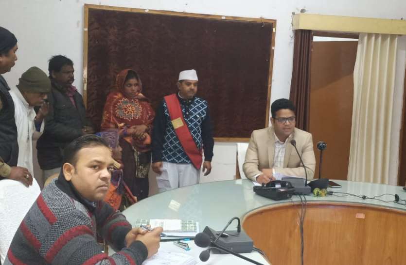 Inspection report ordered on the spot and got redressed मौके पर मंगाया जांच प्रतिवेदन और कराया निराकरण