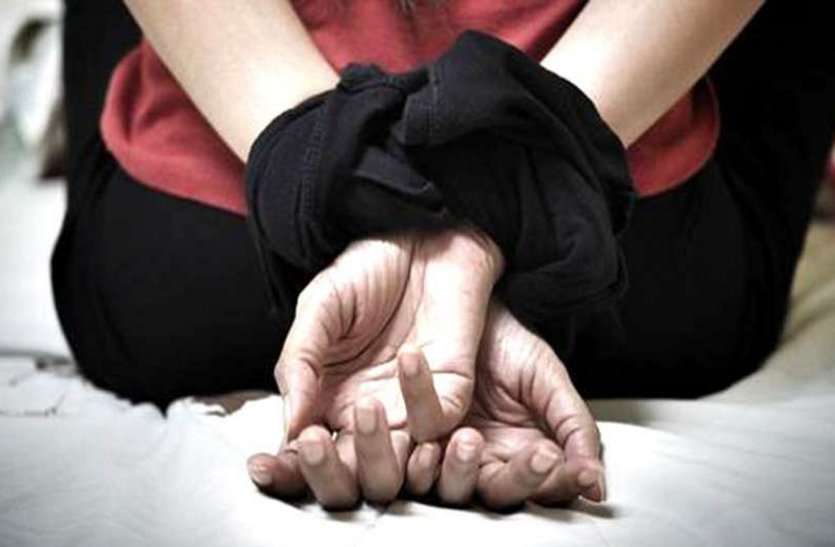 girl rape his boyfriend in madhya Pradesh