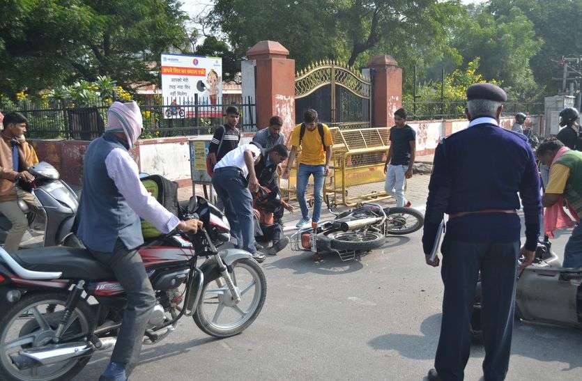 road accident in ajmer safety week: बहुत अनमोल है आपकी जिंदगी, संभलकर निकलें रोड पर