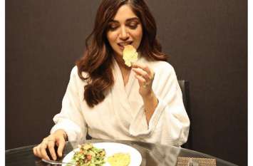 bhumi pednekar takes up dabba challenge shows her diet डब्बा चैलेंज : भूमि पेड़नेकर ने बताया- क्या खाकर रहती हैं फिट