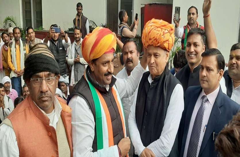 गुर्जर और एमबीसी वर्ग के मुद्दों को लेकर 18 को सरकार करेगी मंथन गुर्जर और एमबीसी वर्ग के मुद्दों को लेकर 18 को सरकार करेगी मंथन