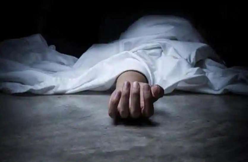 सोते-सोते हुआ दर्दनाक हादसा, सुबह जिंदा नहीं उठा पूरा परिवार सोते-सोते हुआ दर्दनाक हादसा, सुबह जिंदा नहीं उठा पूरा परिवार
