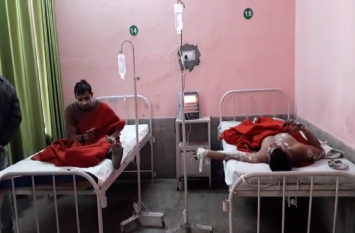 Fire break out ib shamli three labourer injured यूपी के इस शहर में लगी भीषण आग, 3 कारीगर बुरी तरह झुलसे