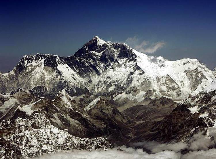 Mount Everest Glaciers Are Melting American Satelite Capture Images म उ ट एवर स ट क च ट स ग यब ह ज एग बर फ क परत स क र ट उपग रह स ह आ च क न व ल ख ल स Patrika News