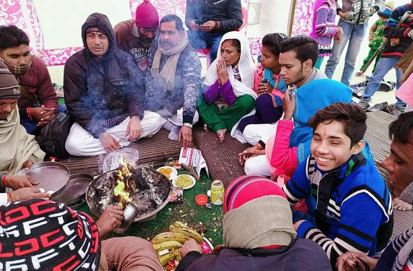 img-20200115-wa0048.jpg Muzaffarnagar: युवक ने मनाई कुत्ते की तेरहवीं