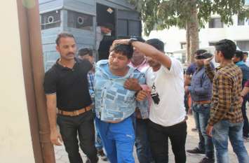 Irani Gang Arrested by Khandwa police डेढ़ किलो सोना, डायमंड, लाखों की नकदी सहित करोडों का माल, हवाई सफर करती थी इरानी गेंग