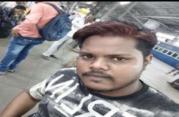 young man murder in mau in love revange प्रेम संबंध में युवक की गोली मार कर हत्या, खेत में मिला शव