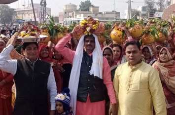 The tableau and procession of Lord Devnarayan was taken out भगवान देवनारायण की झांकी व शोभायात्रा निकाली