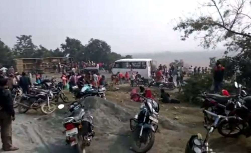 charki ghati accident uncontrolled bus overturns 15 passengers injured
