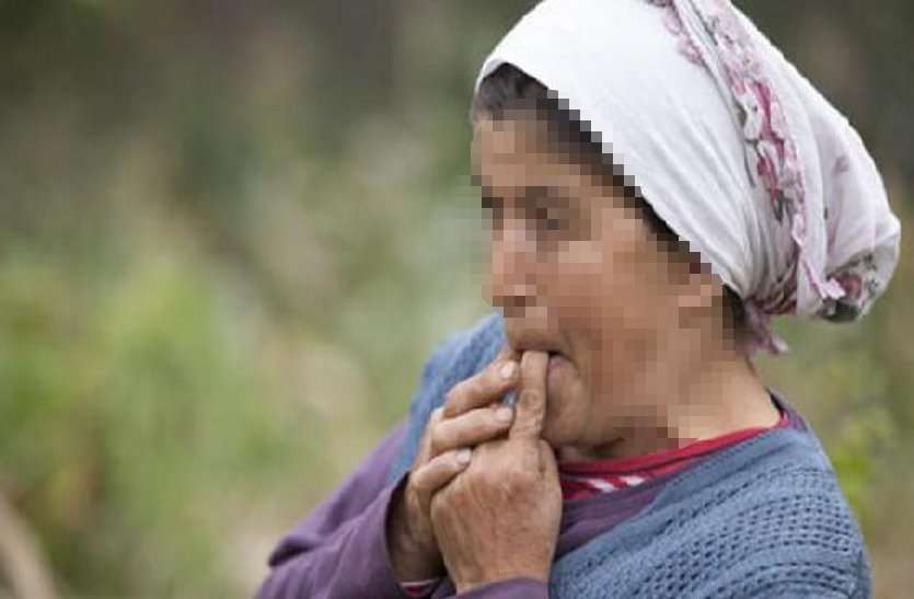 अब रात होते ही गांवो में महिलाएं बजाएंगी सीटी, दिया जाएगा इस बात का संदेश अब रात होते ही गांवो में महिलाएं बजाएंगी सीटी, दिया जाएगा इस बात का संदेश