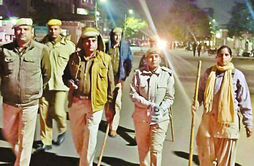 women police अब कुख्यात बंदियों के बीच रात्रि में ड्यूटी करेंगी साहसिक बेटियां