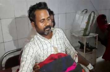 Dalit man assaulted and stop from worship by Priest in Up Ballia UP: बलिया में दलित को मंदिर में घुसने से रोका, पुजारी पर मारपीट का भी आरोप