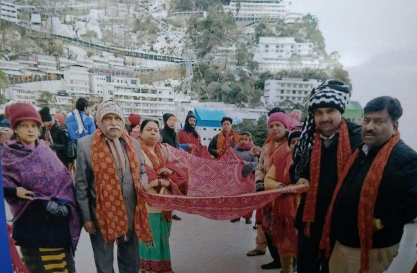 वैष्णो रानी के दरबार में मृत्यु भोज बंद करने का लिया निर्णय वैष्णो रानी के दरबार में मृत्यु भोज बंद करने का लिया निर्णय