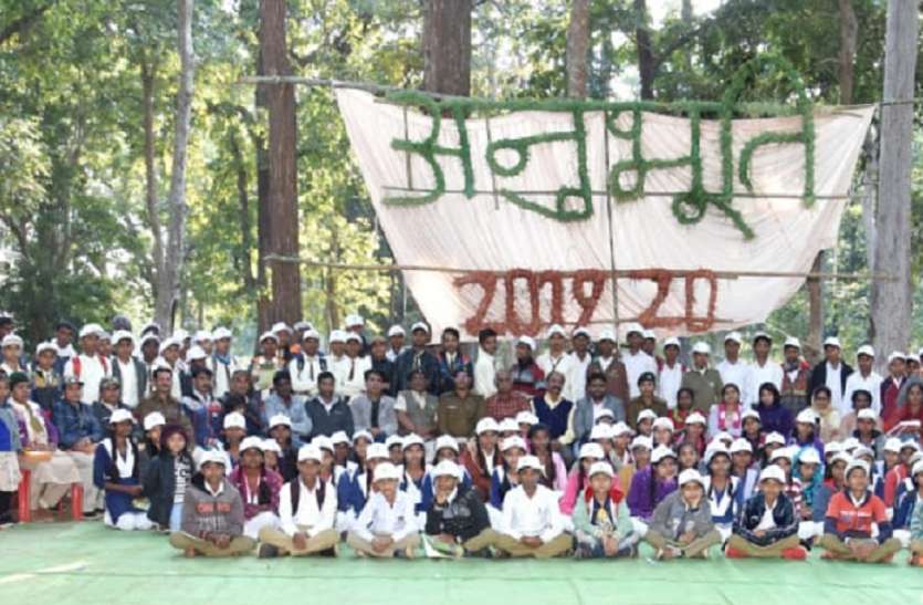 वन, वन्य प्राणियों के जीवन से रुबरु हुए स्कूल बच्चे वन, वन्य प्राणियों के जीवन से रुबरु हुए स्कूल बच्चे