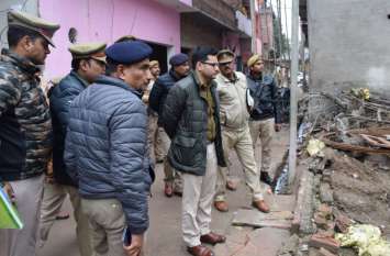 Blast in Etawah injures one इटावा में विस्फोट से एक युवक हुआ मरणासन्न