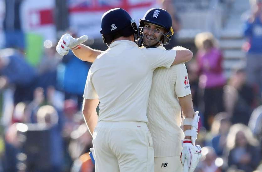 Mark wood.jpg इंग्लैंड के इस गेंदबाज ने 10वें नंबर पर आकर खेली तूफानी पारी, 7 गेंदों में ठोक दिए 38 रन