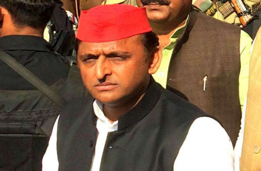 Akhilesh दो सपा नेताओं की गोली मारकर हत्या, अखिलेश ने कहा यह