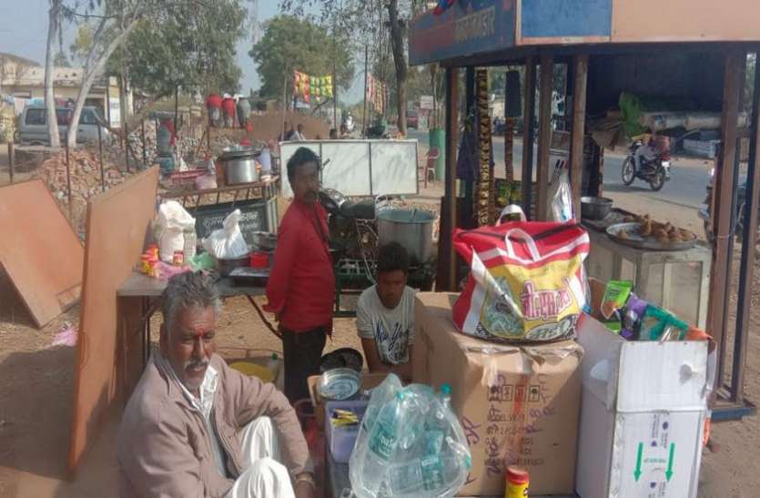 सिर्फ आइटीआई क्षेत्र में कुछ दुकानें हटाने के बाद सिमट गया ऑपरेशन क्लीन सिर्फ आइटीआई क्षेत्र में कुछ दुकानें हटाने के बाद सिमट गया ऑपरेशन क्लीन