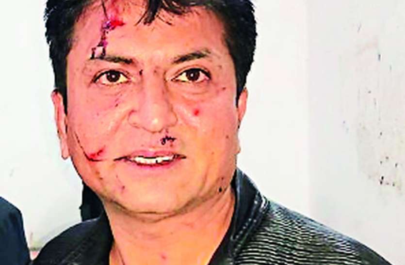 दो इलेक्ट्रॉनिक व्यापारियों के बीच हुआ विवाद, मारपीट हुई दो इलेक्ट्रॉनिक व्यापारियों के बीच हुआ विवाद, मारपीट हुई
