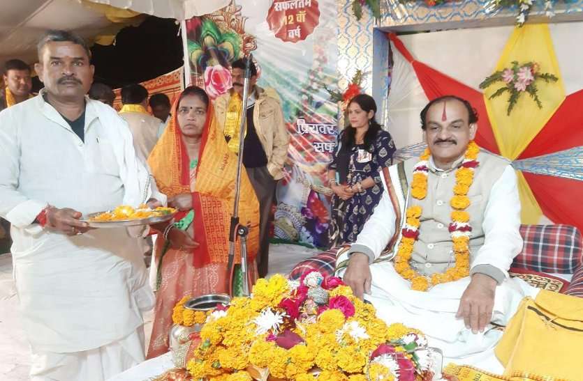 शांतिधारा के साथ सिद्धचक्र विधान का शुभारंभ, सभी 90 मंदिरों में हुआ अभिषेक
