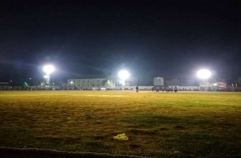 cg news फ्लड लाईट महिला क्रिकेट : छत्तीसगढ़ और आन्ध्रप्रदेश की टीम ने जीत हासिल की