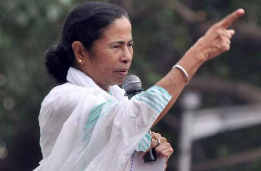mamta_banarjee_bang_utsav.jpg सीएम ममता बनर्जी बोलीं, हिंसा फैलाने वालों से सख्ती से निपटेंगे