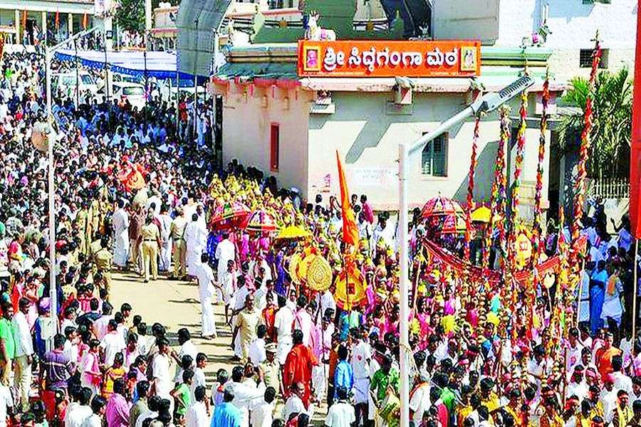 शिवकुमार स्वामी के पुण्यतिथि समारोह में उमड़ा जनसैलाब