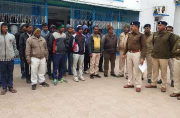 Singrauli SP gave instructions कोतवाल ने लगाई अपराधियों की क्लास, जानिए क्या दिया गया निर्देश
