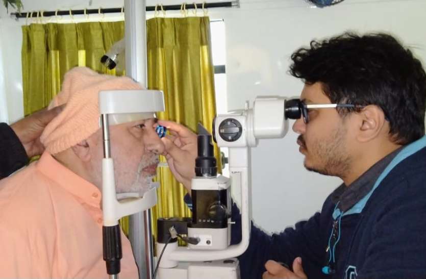Sugar Retinopathy Eye Camp 143 मरीजों की जांच, 113 हाई ब्लड शुगर के शिकार