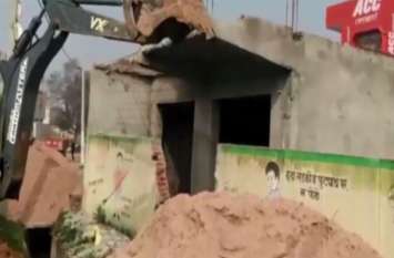 Administration removed encroachment from cemetery इटावा के जसवंतनगर में कब्रिस्तान से प्रशासन ने हटाया अतिक्रमण