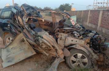 three dead in truck car road accident in nagaur नागौर में दर्दनाक सड़क हादसा, कार और ट्रक की टक्कर में तीन लोगों की मौत, दो घायल