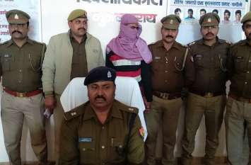 Vicious Criminal arrested in Up Chandauli चंदौली में 50 हजार का इनामी बदमाश गिरफ्तार, गैंगस्टर का भी दर्ज है मुकदमा