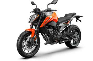 Ktm Duke 790 is available with discount of rupees 1 lakh KTM duke 790 खरीदने का शानदार मौका, मिल रहा है पूरे 1 लाख का डिस्काउंट
