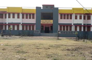 Model Sakool gets A Plus grade शिक्षकों की मेहनत लाई रंग मिला ए प्लस ग्रेड, प्रदेश के टॉप टेन स्कूल में शामिल
