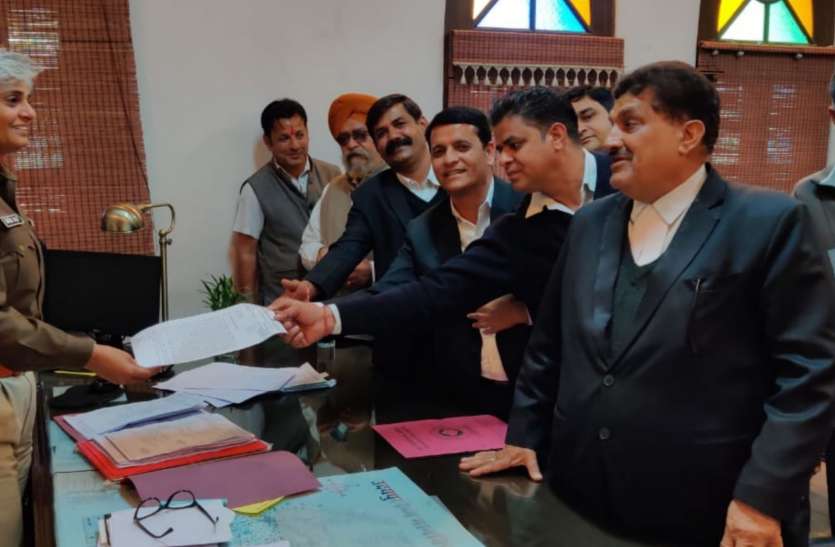 Memorandum submitted to IG in support of the demands of the Amate Bar आमेट बार एसोसिएशन की मांगों के समर्थन में आईजी को सौंपा ज्ञापन