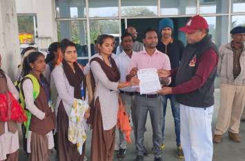 Even after giving the paper twice, 600 students got I ATKT दो बार पेपर देने के बाद भी ४०० विद्यार्थियों को आई एटीकेटी