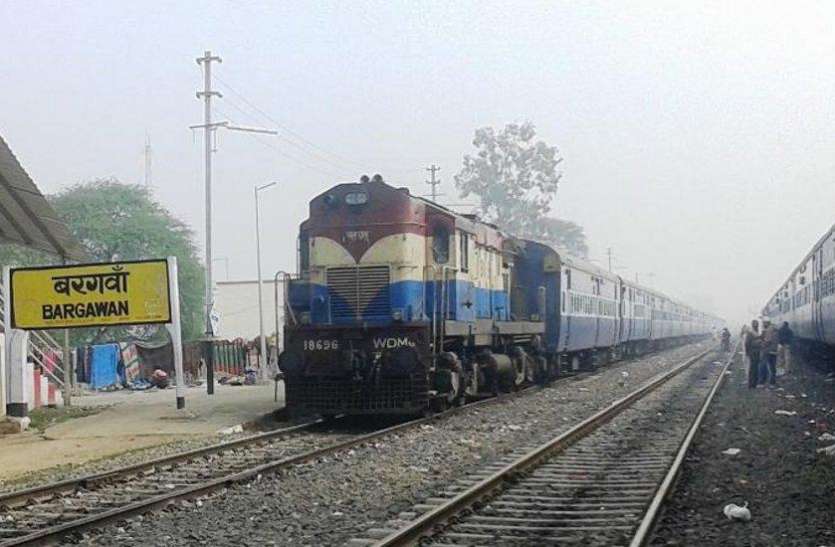 West Central Railway will run Katni-Bargawan-Katni MEMU special train पश्चिम मध्य रेलवे ने शुरू की एक और मेमू ट्रेन की सेवा