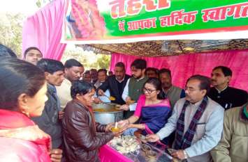 Congress Rajyasabha MP PL Puniya birthday in Barabanki कांग्रेसियों ने मनाया सांसद पीएल पुनिया का जन्मदिन, हुए कई आयोजन